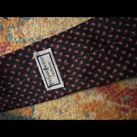 Yves Saint Laurent Neckwear - Picture 5 of 7